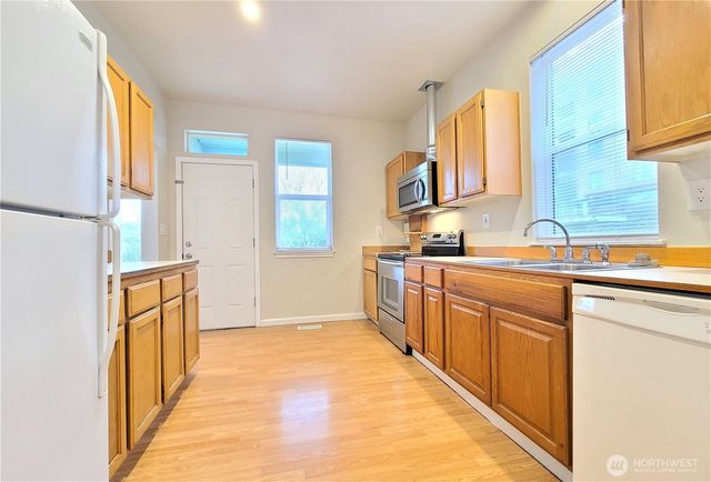 3418 Wetmore Avenue, Everett, WA 98201