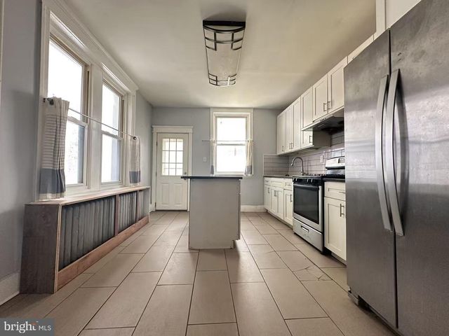 1717 S 7TH ST, Philadelphia, PA 19148