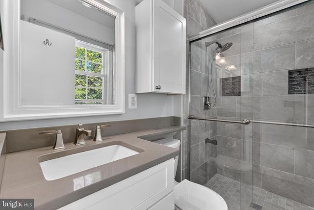 4501 LANTERN PL, Alexandria, VA 22306