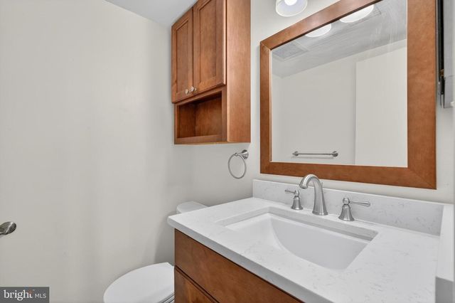 4501 LANTERN PL, Alexandria, VA 22306