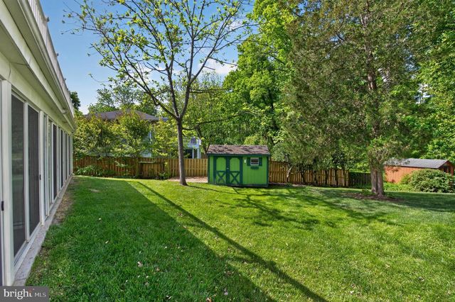 4501 LANTERN PL, Alexandria, VA 22306