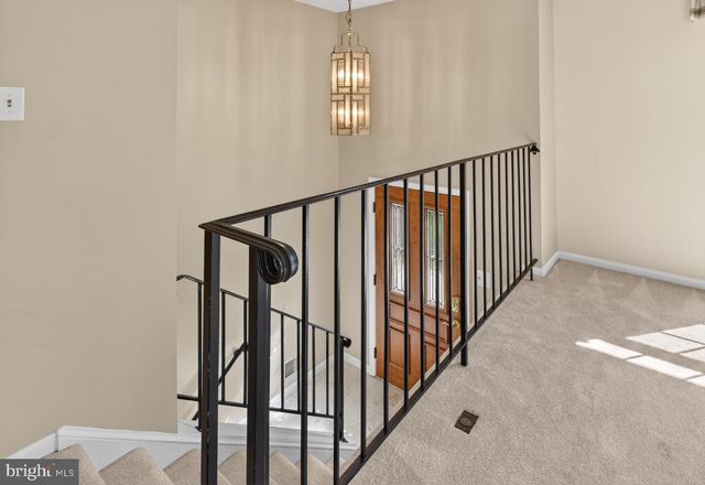 4501 LANTERN PL, Alexandria, VA 22306