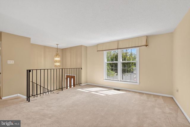 4501 LANTERN PL, Alexandria, VA 22306