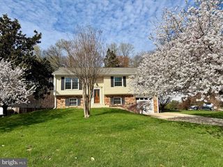 4501 LANTERN PL, Alexandria, VA 22306