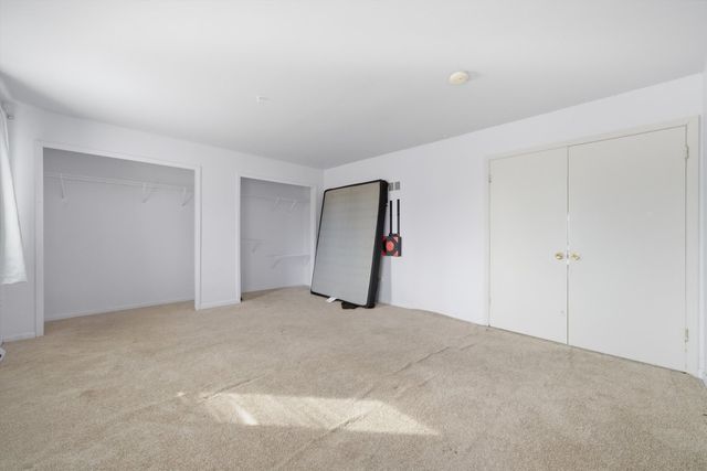 16861 Thackery Avenue, Oak Forest, IL 60452