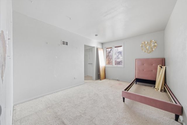 16861 Thackery Avenue, Oak Forest, IL 60452