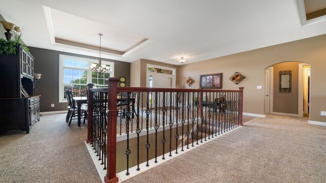 1815 White Pines Drive, Dixon, IL 61021