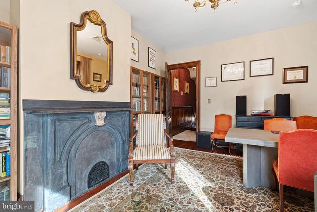 1624 BROWN ST, Philadelphia, PA 19130