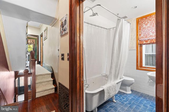 1624 BROWN ST, Philadelphia, PA 19130