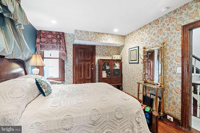 1624 BROWN ST, Philadelphia, PA 19130