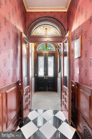 1624 BROWN ST, Philadelphia, PA 19130