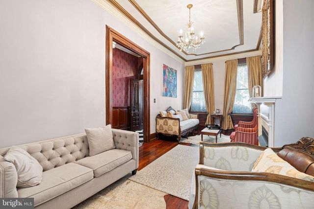 1624 BROWN ST, Philadelphia, PA 19130