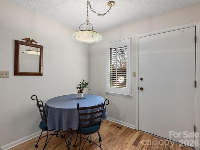 201 Crowfields Drive, Asheville, NC 28803