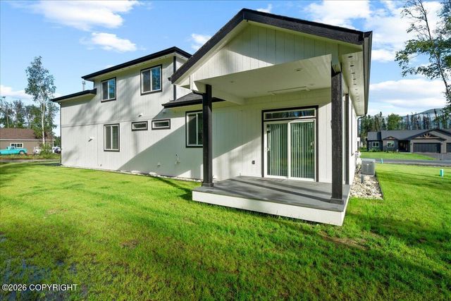 678 W Birdnest Drive, Wasilla, AK 99654