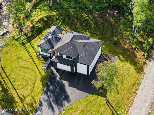 678 W Birdnest Drive, Wasilla, AK 99654