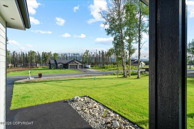 678 W Birdnest Drive, Wasilla, AK 99654