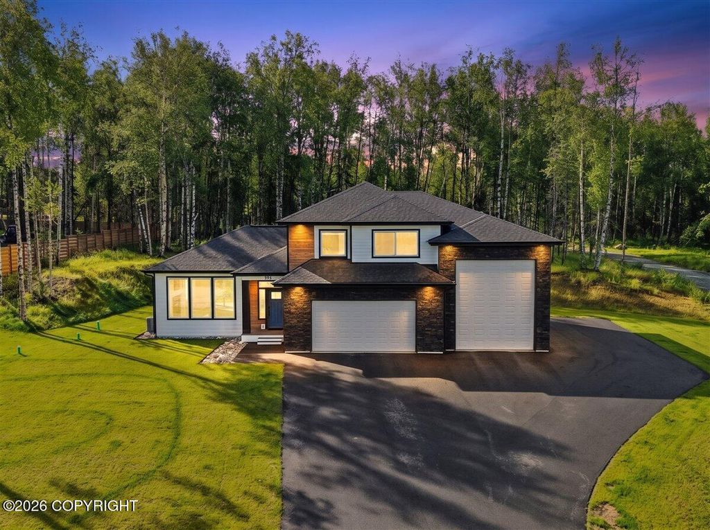 678 W Birdnest Drive, Wasilla, AK 99654