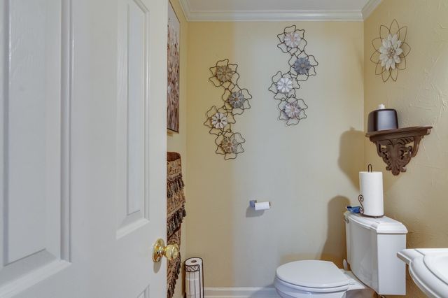 8794 OVERCUP OAKS DR, Memphis, TN 38018