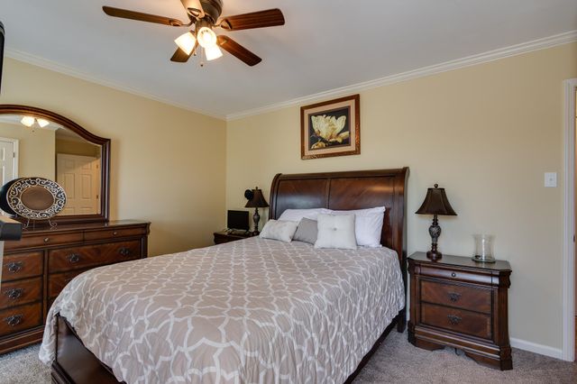 8794 OVERCUP OAKS DR, Memphis, TN 38018