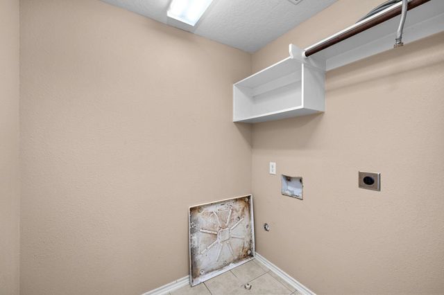 14323 Mirkwood Lane, Houston, TX 77014