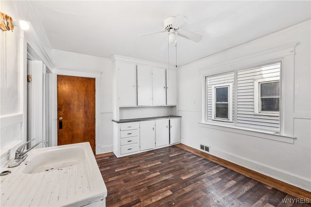 1314 East Ferry Street N, Buffalo, NY 14211