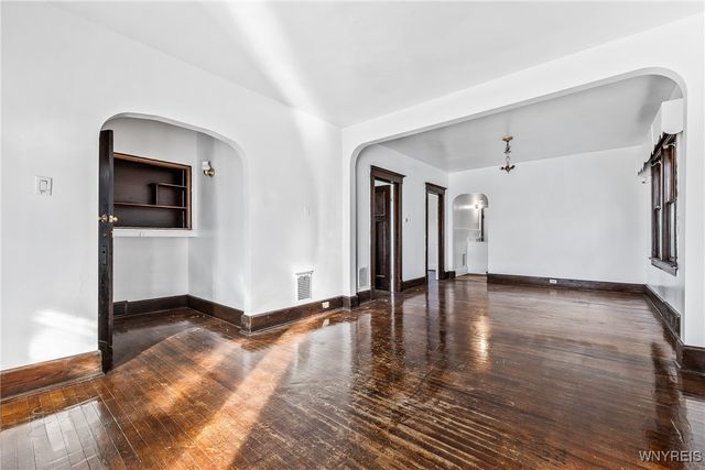 1314 East Ferry Street N, Buffalo, NY 14211