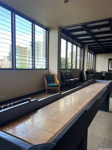 1630 Liholiho Street 1002, Honolulu, HI 96822