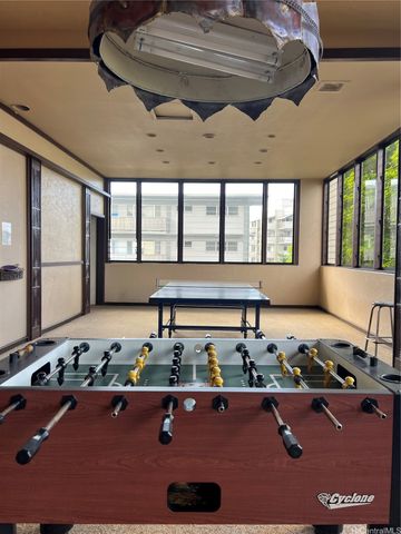 1630 Liholiho Street 1002, Honolulu, HI 96822