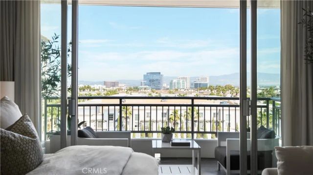 8085 Scholarship, Irvine, CA 92612