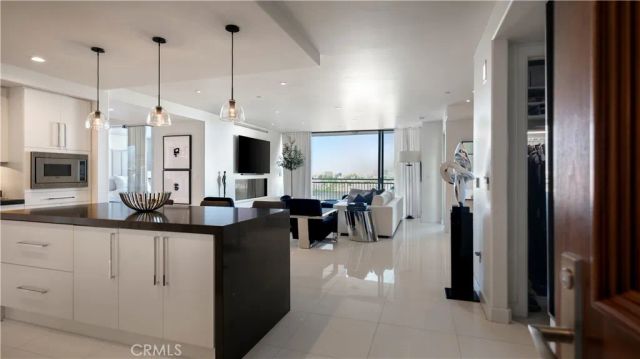 8085 Scholarship, Irvine, CA 92612