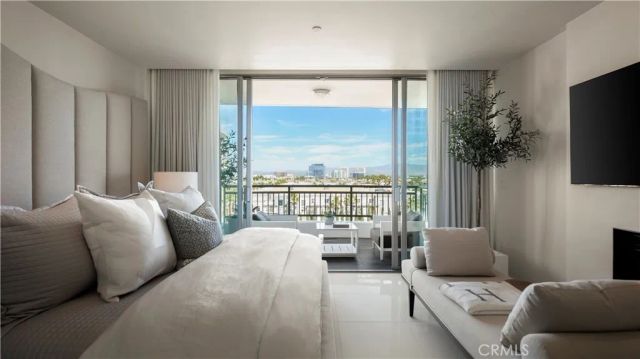 8085 Scholarship, Irvine, CA 92612