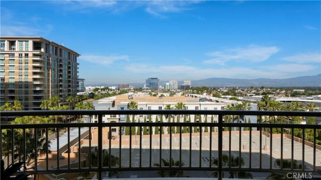 8085 Scholarship, Irvine, CA 92612