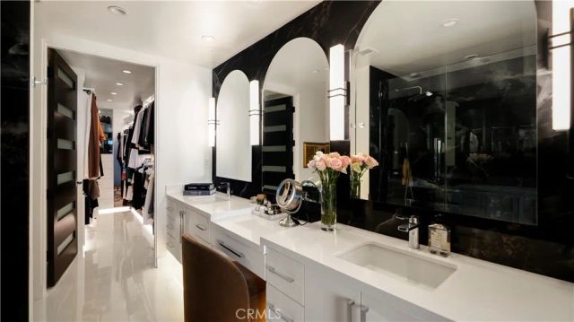 8085 Scholarship, Irvine, CA 92612