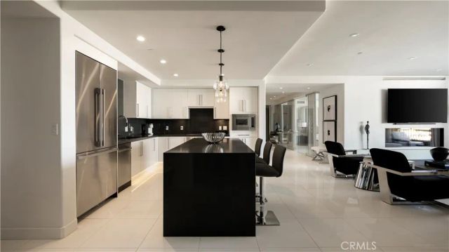 8085 Scholarship, Irvine, CA 92612