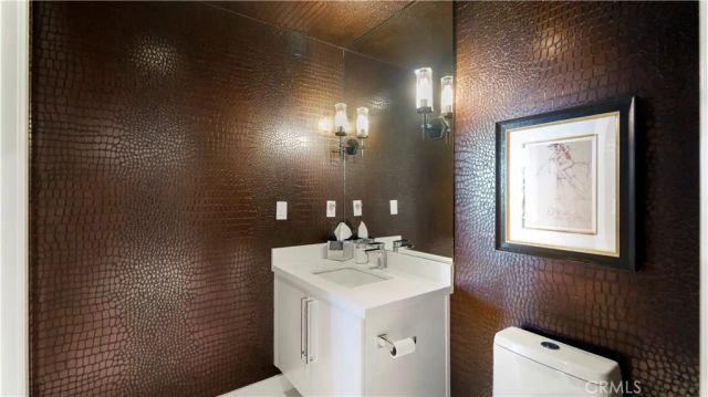 8085 Scholarship, Irvine, CA 92612