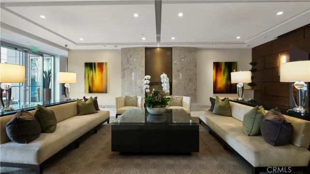 8085 Scholarship, Irvine, CA 92612