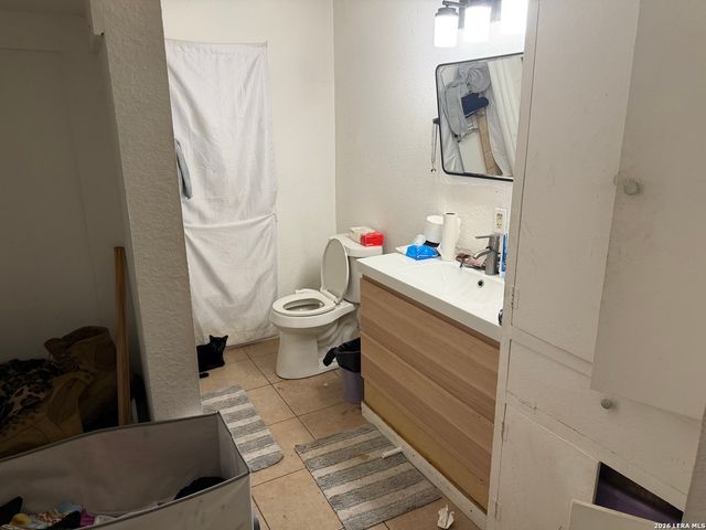 325 Sims, San Antonio, TX 78225