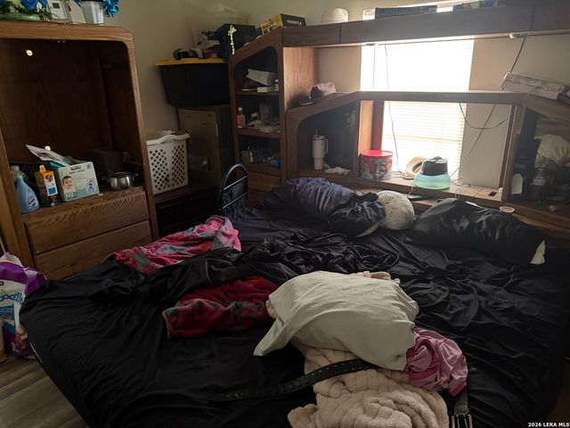 325 Sims, San Antonio, TX 78225