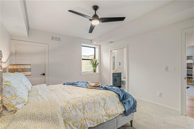 11239 S Sunray Drive, Olathe, KS 66061