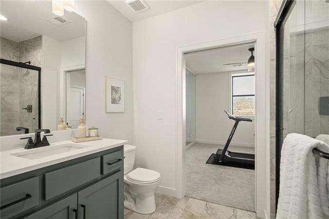 11239 S Sunray Drive, Olathe, KS 66061