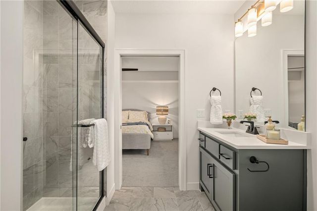 11239 S Sunray Drive, Olathe, KS 66061