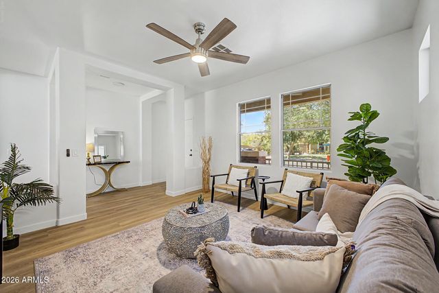 6817 S 40TH Lane, Phoenix, AZ 85041
