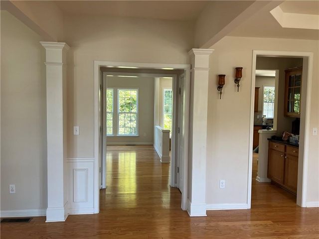 610 Cricklewood Drive, Suwanee, GA 30024