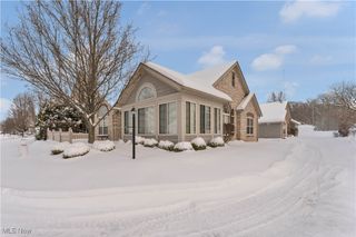 9151 Springfield Road 1001, Poland, OH 44514