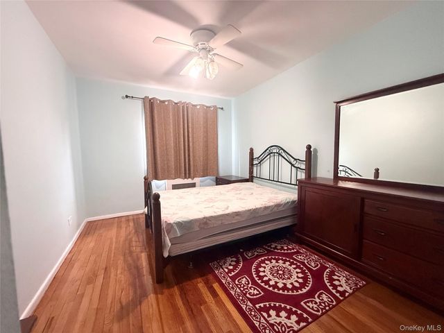 13825 31st Drive 2F, Flushing, NY 11354