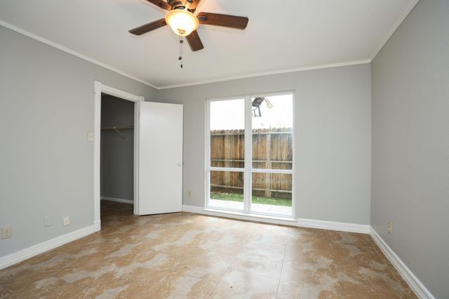 10211 Sugar Branch Drive 445, Houston, TX 77036