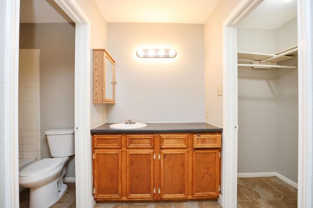 10211 Sugar Branch Drive 445, Houston, TX 77036