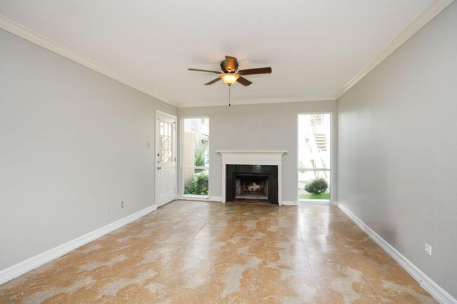 10211 Sugar Branch Drive 445, Houston, TX 77036