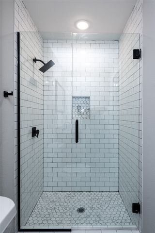 138 W Louisiana Avenue, Dallas, TX 75224