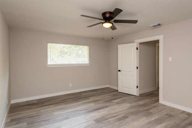 138 W Louisiana Avenue, Dallas, TX 75224